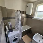 Jezerka - Free Parking - Easy Access To Center Praha