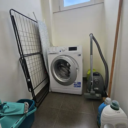 Jezerka - Free Parking - Easy Access To Center Apartment