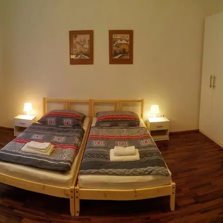 Apartment Jezerka - Free Parking - Easy Access To Center