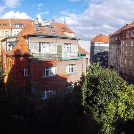 Apartment Jezerka - Free Parking - Easy Access To Center Prag